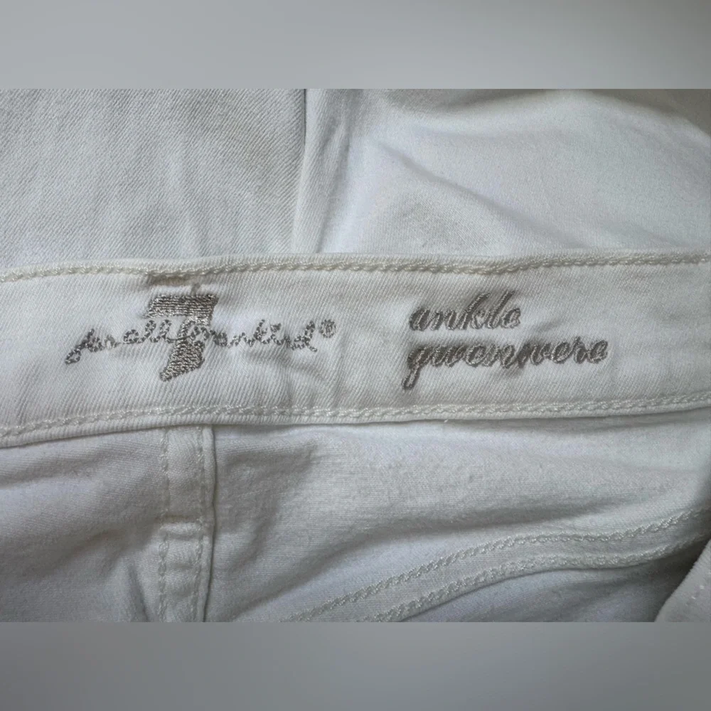 7 For All Mankind White Skinny Jeans EUC Gwenevere